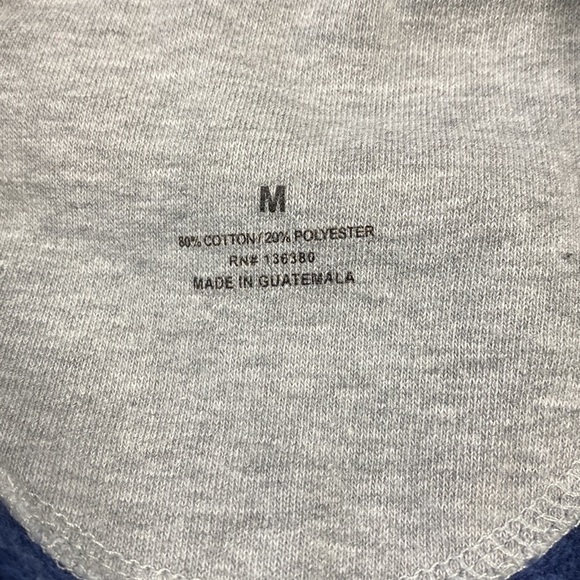 Vintage UW Eau Claire Bluegolds Blue Crewneck Sweatshirt Size Medium - Picture 3 of 6